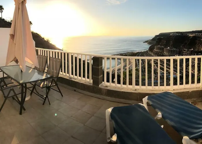 With Terrace Facing Lejlighed Amadores