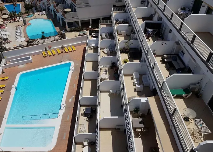 With Terrace Facing * Amadores