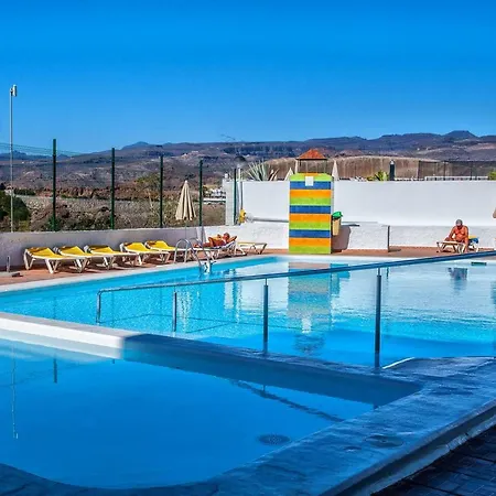 With Terrace Facing 阿马多雷斯